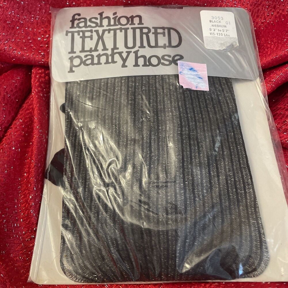 NEW Fashion Textured Panty Hose Black Medium 5’3”-5’7”  115-135 Lbs